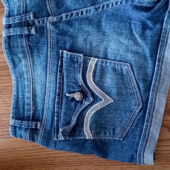 Levi's Strauss Juniors Blue Jeans Shorts SZ 9 - Picture 5 of 11